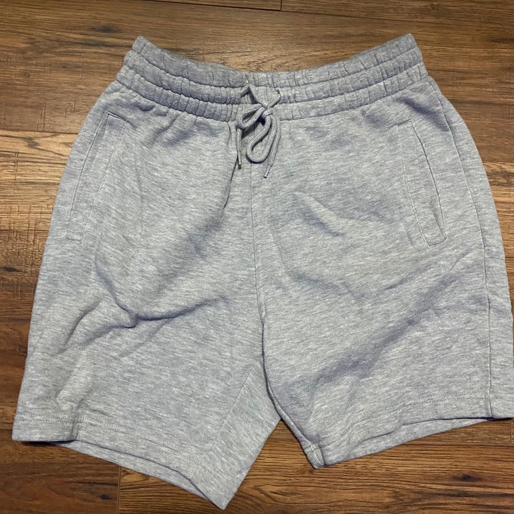 Grey shorts